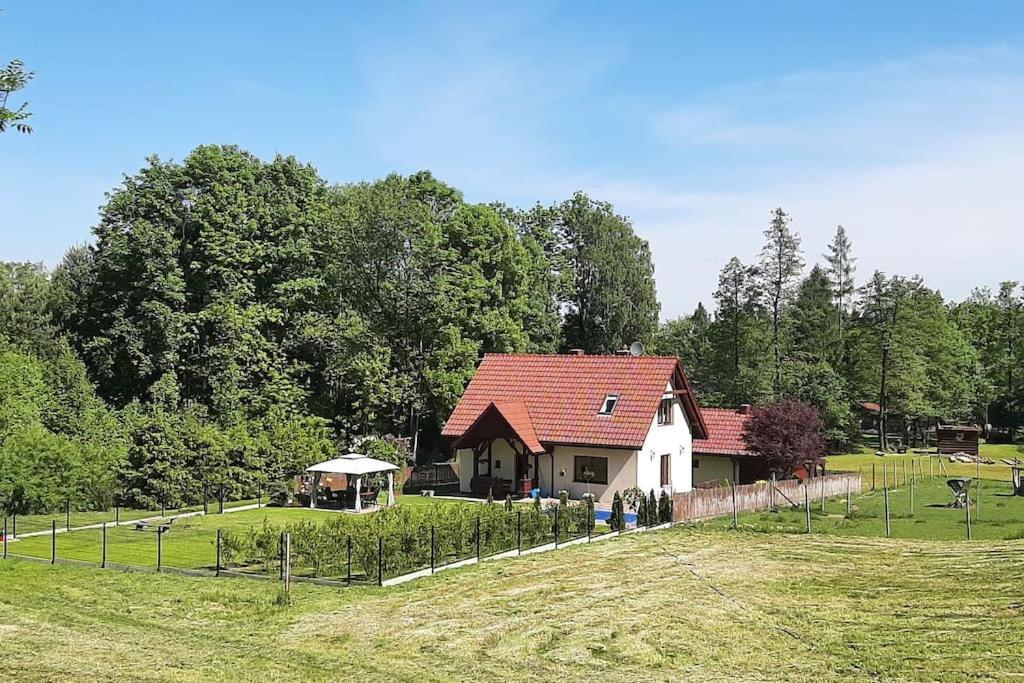 Dom Na Polanie Villa Brzeznica  ภายนอก รูปภาพ